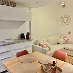 3 - 8 Couchages Apartment